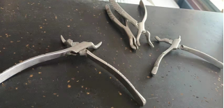 Surface Finishing for Stainless Steel Medical Clamps - stainless steel components, clamps and narrow contact features